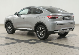 Подержанный автомобиль Haval F7x 2021 года (2 фото)