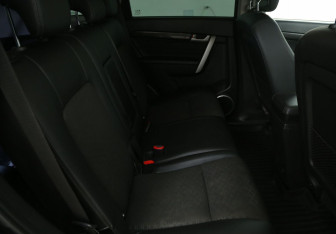 Подержанный автомобиль Chevrolet Captiva 2014 года (11 фото)