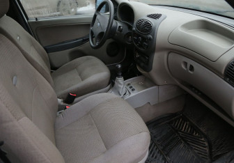 Подержанный автомобиль LADA (ВАЗ) Kalina Sedan 2009 года (9 фото)