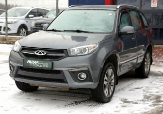 Подержанный автомобиль Chery Tiggo 3 2018 года (3 фото)