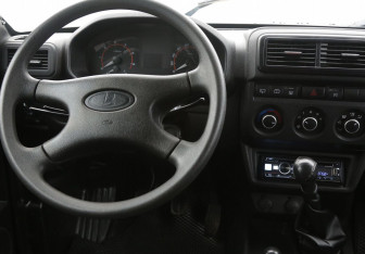 Подержанный автомобиль LADA (ВАЗ) 2121 (4x4) 2020 года (14 фото)