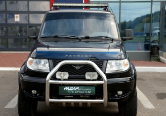 Подержанный автомобиль УАЗ Patriot 2011 года (2 фото)
