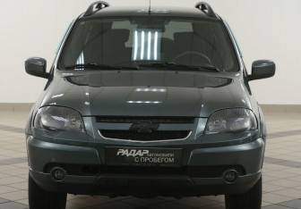 Подержанный автомобиль Chevrolet Niva 2018 года (6 фото)