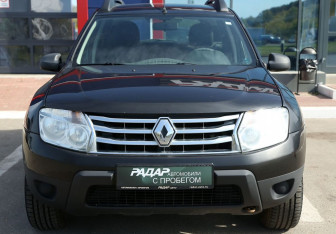 Подержанный автомобиль Renault Duster 2013 года (2 фото)