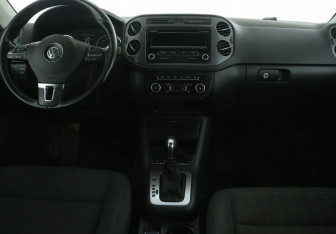 Подержанный автомобиль Volkswagen Tiguan 2014 года (12 фото)