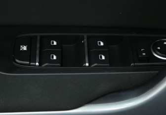 Подержанный автомобиль Kia Ceed Hatchback 2018 года (17 фото)