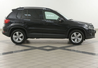 Подержанный автомобиль Volkswagen Tiguan 2014 года (5 фото)