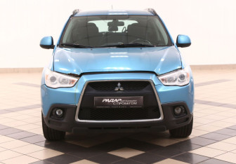 Подержанный автомобиль Mitsubishi ASX 2010 года (3 фото)