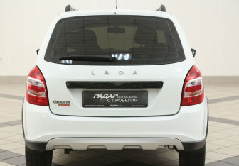 Подержанный автомобиль LADA (ВАЗ) Granta Wagon 2021 года (3 фото)