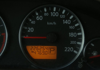 Подержанный автомобиль Nissan Pathfinder 2008 года (21 фото)