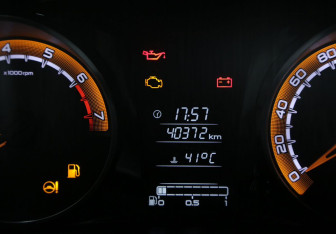 Подержанный автомобиль LADA (ВАЗ) Granta Wagon 2023 года (17 фото)