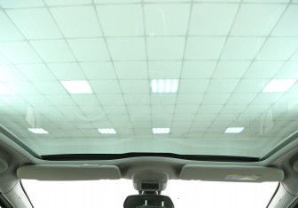 Подержанный автомобиль Peugeot 308 Hatchback 2012 года (17 фото)