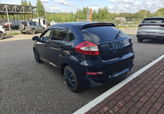 Подержанный автомобиль Chery Very (A13) 2013 года (5 фото)