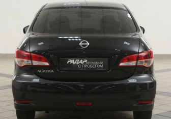 Подержанный автомобиль Nissan Almera Sedan 2018 года (3 фото)