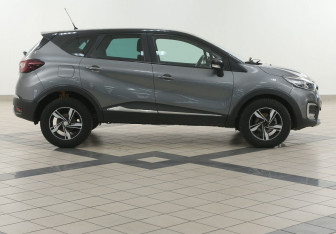 Подержанный автомобиль Renault Kaptur 2017 года (5 фото)