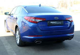 Подержанный автомобиль Kia Optima Sedan 2011 года (4 фото)