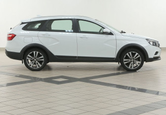 Подержанный автомобиль LADA (ВАЗ) Vesta Wagon 2019 года (5 фото)