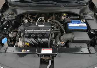 Подержанный автомобиль Kia Rio Sedan 2017 года (32 фото)