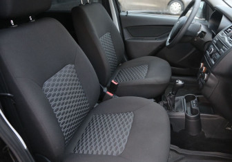 Подержанный автомобиль LADA (ВАЗ) Granta Liftback 2019 года (10 фото)