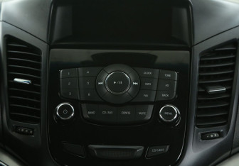 Подержанный автомобиль Chevrolet Orlando 2011 года (13 фото)