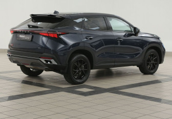 Подержанный автомобиль Omoda C5 2023 года (4 фото)