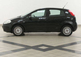Подержанный автомобиль Fiat Punto Hatchback 2007 года (7 фото)
