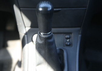Подержанный автомобиль Toyota Corolla Sedan 2004 года (13 фото)