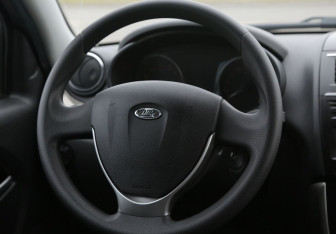 Подержанный автомобиль LADA (ВАЗ) Granta Liftback 2018 года (16 фото)