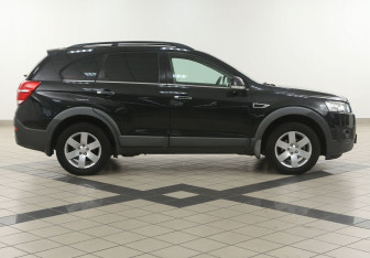 Подержанный автомобиль Chevrolet Captiva 2014 года (5 фото)