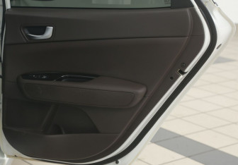 Подержанный автомобиль Kia Optima Sedan 2018 года (17 фото)