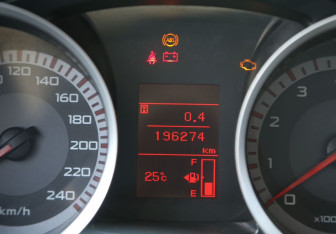 Подержанный автомобиль Mitsubishi Lancer Sedan 2007 года (17 фото)