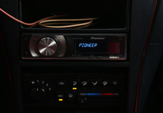 Подержанный автомобиль Nissan Almera Classic 2007 года (13 фото)