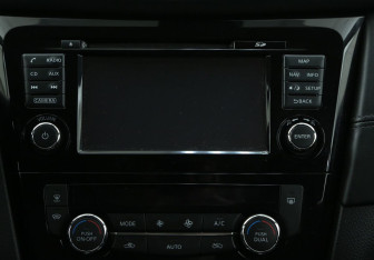 Подержанный автомобиль Nissan X-Trail 2019 года (13 фото)