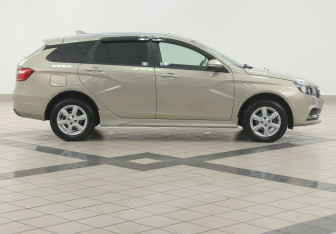Подержанный автомобиль LADA (ВАЗ) Vesta Wagon 2017 года (5 фото)
