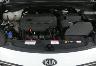 Подержанный автомобиль Kia Sportage 2019 года (10 фото)