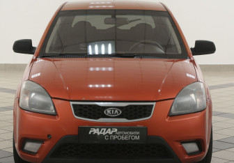 Подержанный автомобиль Kia Rio Hatchback 2010 года (6 фото)