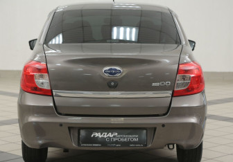 Подержанный автомобиль Datsun on-DO 2015 года (3 фото)