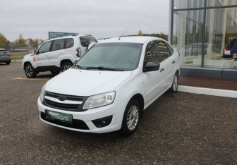 Подержанный автомобиль LADA (ВАЗ) Granta Liftback 2016 года (3 фото)