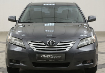 Подержанный автомобиль Toyota Camry Sedan 2008 года (6 фото)