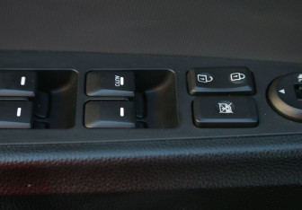 Подержанный автомобиль Kia Sportage 2010 года (18 фото)