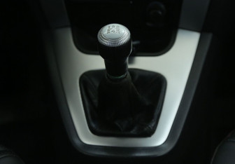 Подержанный автомобиль Hyundai Tucson 2008 года (15 фото)