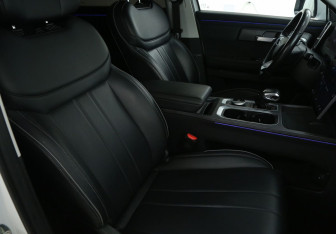 Подержанный автомобиль Jaecoo J7 2023 года (10 фото)