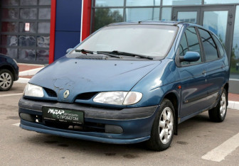 Подержанный автомобиль Renault Scenic 1999 года (3 фото)