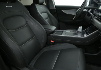 Подержанный автомобиль Chery Tiggo 7 Pro Max 2023 года (10 фото)