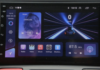 Подержанный автомобиль Kia Rio Sedan 2010 года (16 фото)