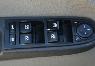 Подержанный автомобиль LADA (ВАЗ) Kalina Wagon 2011 года (17 фото)