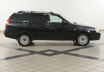 Подержанный автомобиль LADA (ВАЗ) Priora Wagon 2010 года (5 фото)
