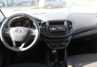 Подержанный автомобиль LADA (ВАЗ) Vesta Sedan 2020 года (13 фото)