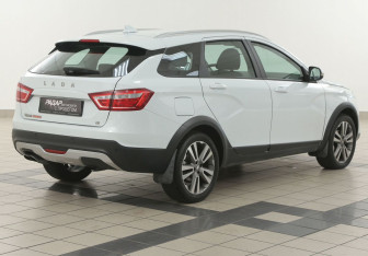 Подержанный автомобиль LADA (ВАЗ) Vesta Wagon 2020 года (4 фото)