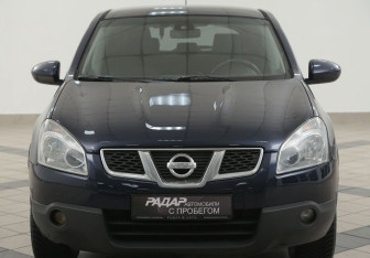 Подержанный автомобиль Nissan Qashqai 2007 года (6 фото)